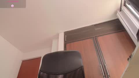 Miley online show from 12.03.25