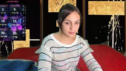 Snapshot of miley_kane chatting on 02.11.25 miley_kane online show from 02.11.25