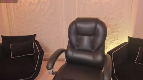 Snapshot of mileycruz_ chatting on 03.05.26 Miley Cruz IG miley model23 online show from 03.05.26