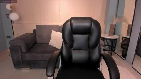 Snapshot of mileycruz_ chatting on 03.15.26 Miley Cruz IG miley model23 online show from 03.15.26