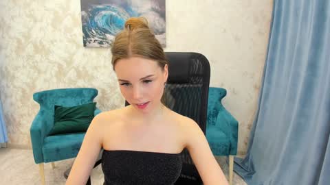 mileygloss online show from 02.04.25