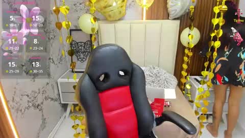 MILEY online show from 11.26.25