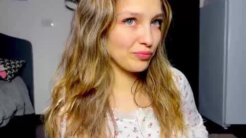 mileyy_cute online show from 03.15.26