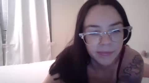 Snapshot of milf4you6 chatting on 12.16.25 milf4you6 online show from 12.16.25