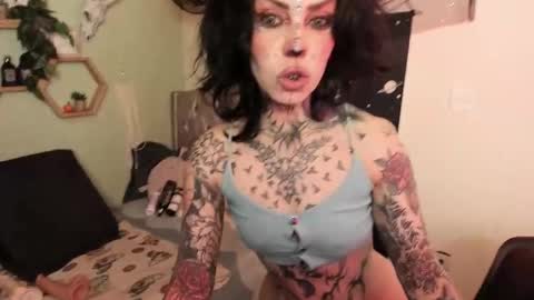 Isabella online show from 03.17.26