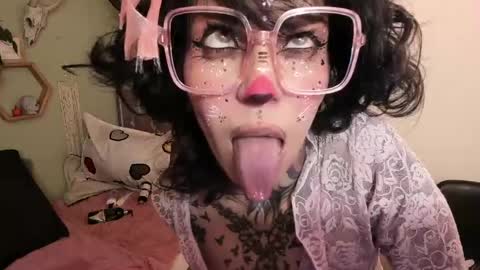 Isabella online show from 04.29.26