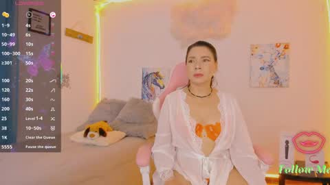 Aura  online show from 05.23.26