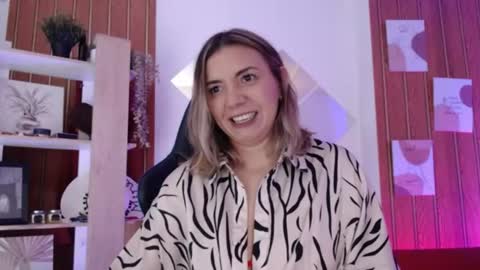Sara  online show from 08.08.26