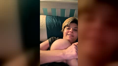 milfy1900s online show from 06.07.26