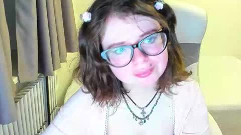 Snapshot of milisasweet chatting on 10.11.25 MilisaSweet online show from 10.11.25