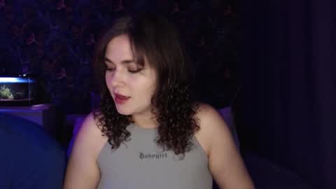 Stella and Neo online show from 09.09.25