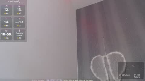 Snapshot of milker_amira chatting on 12.06.24 Amira online show from 12.06.24