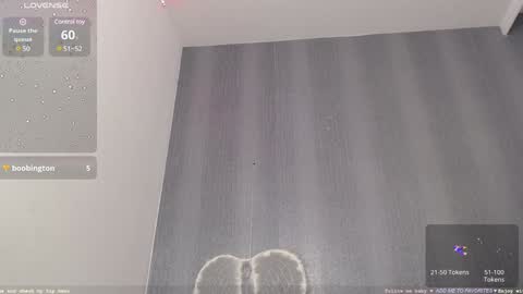 Snapshot of milker_amira chatting on 02.01.25 Amira online show from 02.01.25