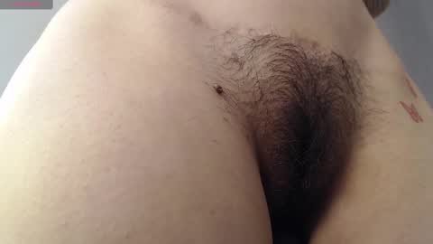 Snapshot of milker_amira chatting on 02.25.25 Amira online show from 02.25.25