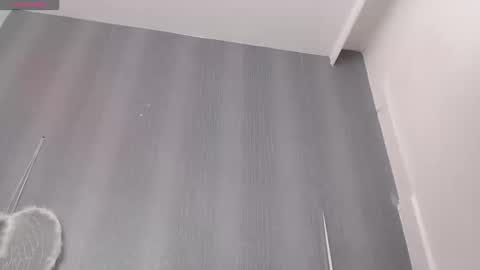 Snapshot of milker_amira chatting on 09.09.25 Amira online show from 09.09.25