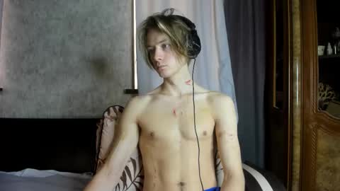 Isaac online show from 11.05.25