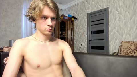 Isaac online show from 05.02.26