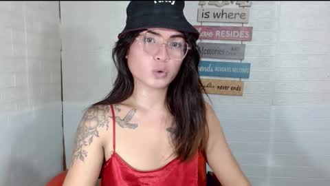 Snapshot of milkycumnel23 chatting on 12.02.24 NEL 23 online show from 12.02.24