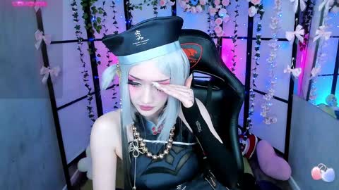 Snapshot of milkycute chatting on 02.04.25 milky cute online show from 02.04.25