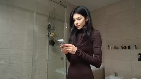 milla bella online show from 02.11.26