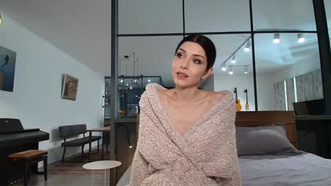 milla bella online show from 03.04.26