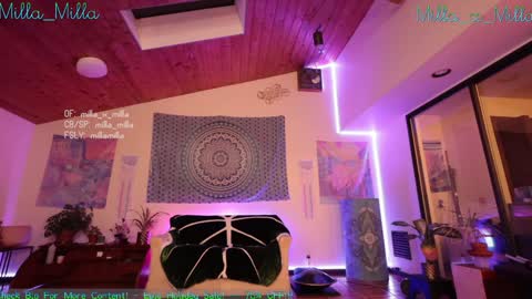 milla_milla online show from 12.30.24