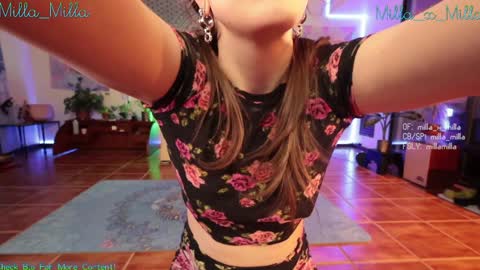 milla_milla online show from 02.08.25