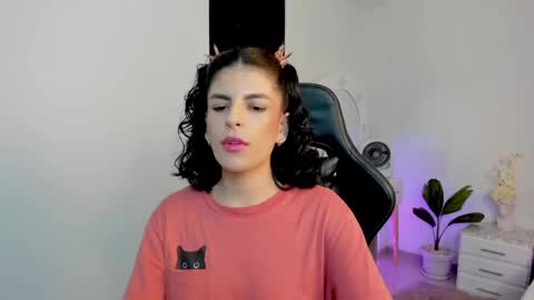 Milagros online show from 12.22.24