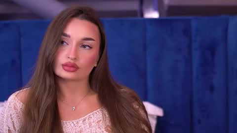 Snapshot of milla_serene chatting on 10.19.25 Milla online show from 10.19.25