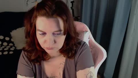 Snapshot of millapoolys chatting on 05.10.26 Milla online show from 05.10.26