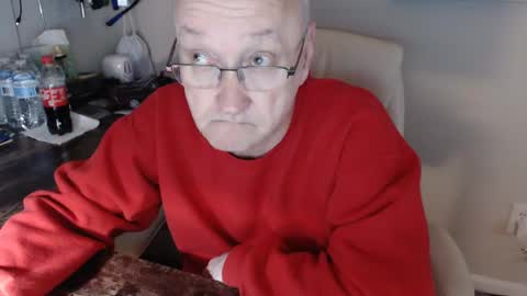 Snapshot of millenium0129 chatting on 12.02.24 millenium0129 online show from 12.02.24