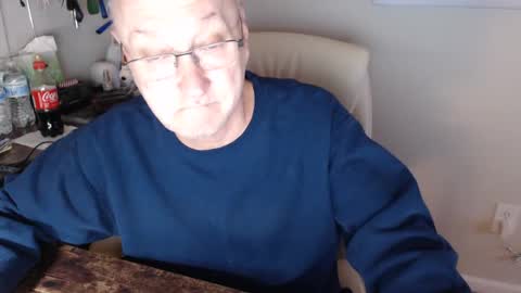 Snapshot of millenium0129 chatting on 12.31.24 millenium0129 online show from 12.31.24