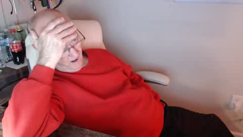 Snapshot of millenium0129 chatting on 01.19.25 millenium0129 online show from 01.19.25