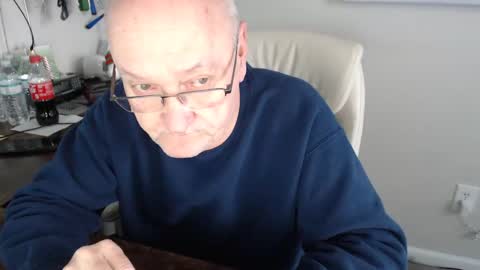 Snapshot of millenium0129 chatting on 01.27.25 millenium0129 online show from 01.27.25