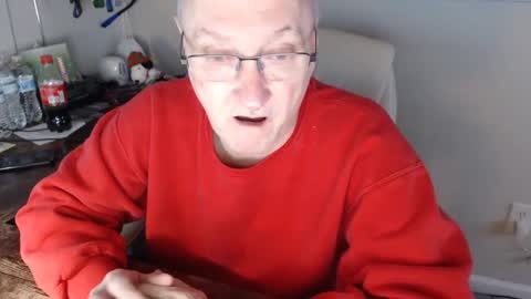 Snapshot of millenium0129 chatting on 01.31.25 millenium0129 online show from 01.31.25