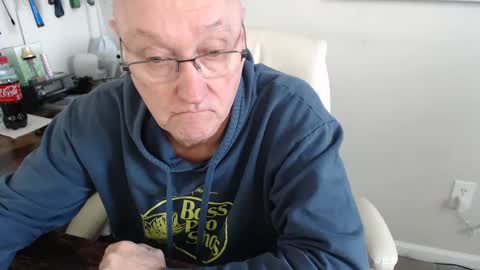 Snapshot of millenium0129 chatting on 02.18.25 millenium0129 online show from 02.18.25