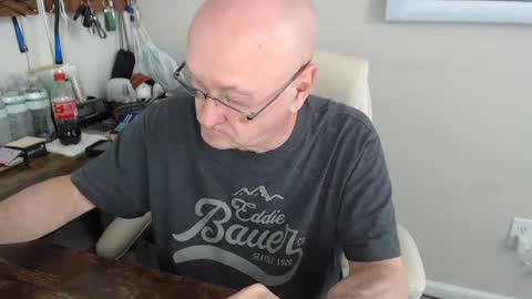 Snapshot of millenium0129 chatting on 09.15.25 millenium0129 online show from 09.15.25