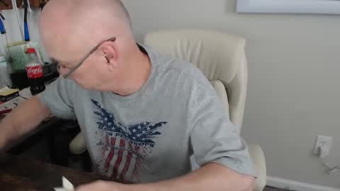 Snapshot of millenium0129 chatting on 09.24.25 millenium0129 online show from 09.24.25