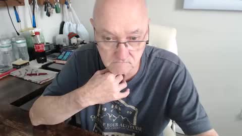 Snapshot of millenium0129 chatting on 09.26.25 millenium0129 online show from 09.26.25