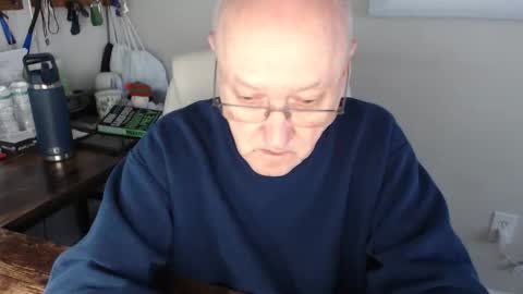 Snapshot of millenium0129 chatting on 12.05.25 millenium0129 online show from 12.05.25