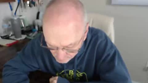 Snapshot of millenium0129 chatting on 01.14.26 millenium0129 online show from 01.14.26