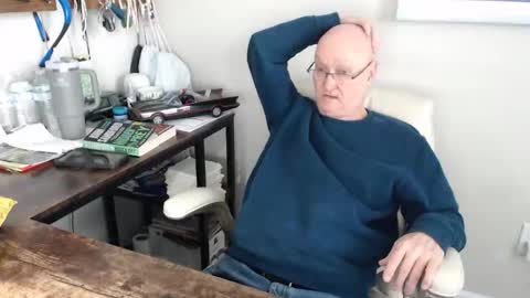 Snapshot of millenium0129 chatting on 01.17.26 millenium0129 online show from 01.17.26