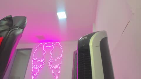 miller_silvana online show from 04.24.26