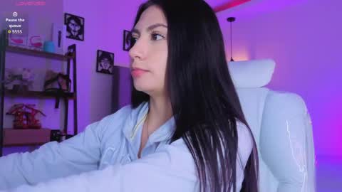 miller_vanessa_ online show from 04.23.26