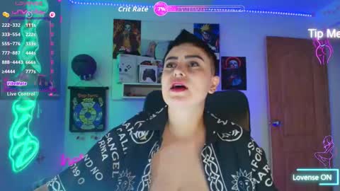 Im girl my name is Johana  online show from 03.12.26