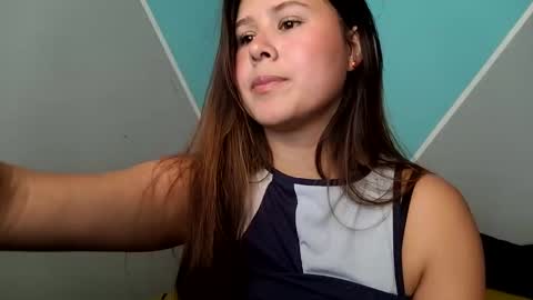 Snapshot of milliesweet77 chatting on 11.11.25 milli online show from 11.11.25