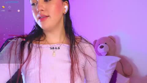 Snapshot of milly_01 chatting on 02.05.25 Milly online show from 02.05.25