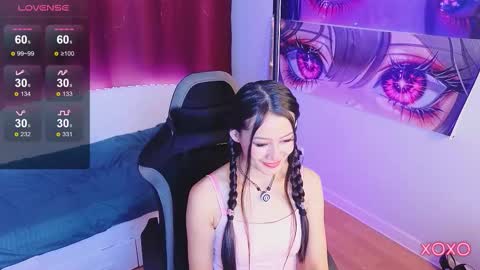 Snapshot of milly__foxy chatting on 11.16.25 milly__foxy online show from 11.16.25