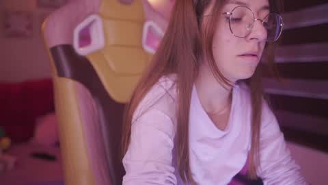 MILLY online show from 03.03.25