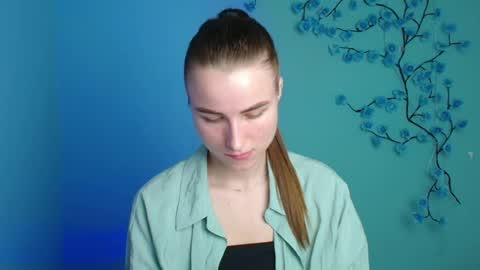 Milly online show from 05.08.26